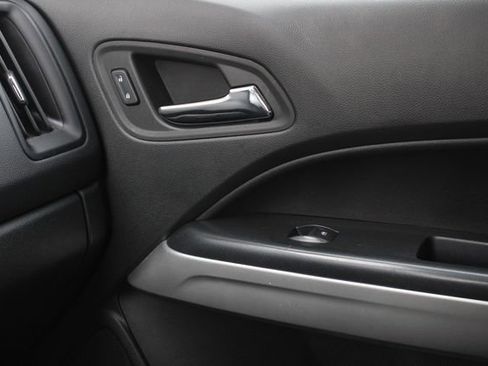 Used 2019 Chevrolet Colorado LT AWD/4WD image 20
