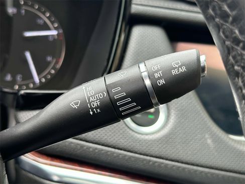 Used 2019 Cadillac XT5 Luxury image 31