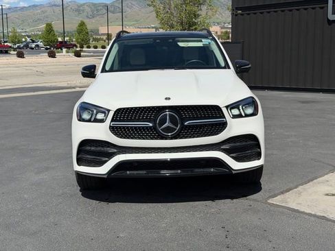 Used 2022 Mercedes-Benz GLE 350 4MATIC image 2