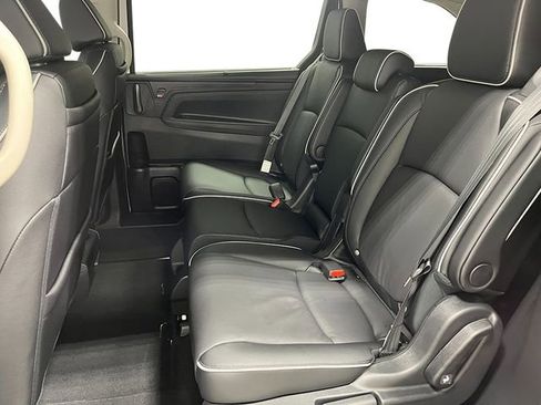 New 2026 Honda Odyssey Elite image 23