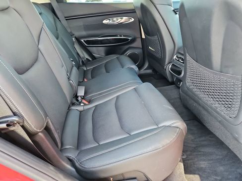 Used 2025 Genesis GV70 2.5T image 21