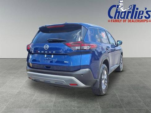 Certified 2022 Nissan Rogue S image 4