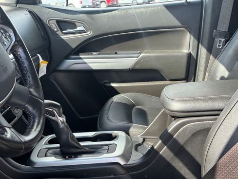 Used 2022 Chevrolet Colorado ZR2 image 11