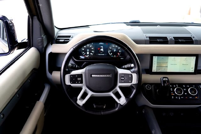 Used 2020 Land Rover Defender 110 First Edition AWD/4WD image 28