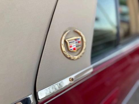 Used 2006 Cadillac DTS image 38