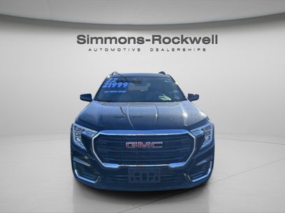Used 2022 GMC Terrain SLE w/ Driver Convenience Package