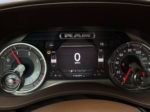 Used 2019 RAM 2500 Limited AWD/4WD image 14