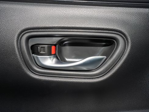 Used 2025 Honda HR-V Sport image 26