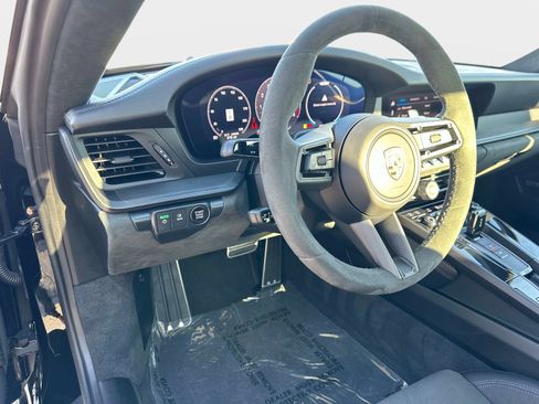 Used 2025 Porsche 911 Carrera GTS image 14