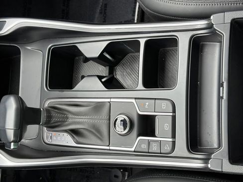 Certified 2025 Kia Sorento S w/ Panoramic Sunroof Package FWD image 33