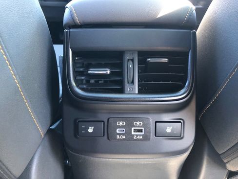 Used 2025 Subaru Outback Wilderness AWD/4WD image 31
