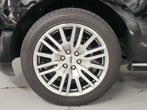 Used 2023 Ford Expedition Platinum RWD image 8