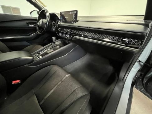 Used 2025 Honda Accord Sport image 10