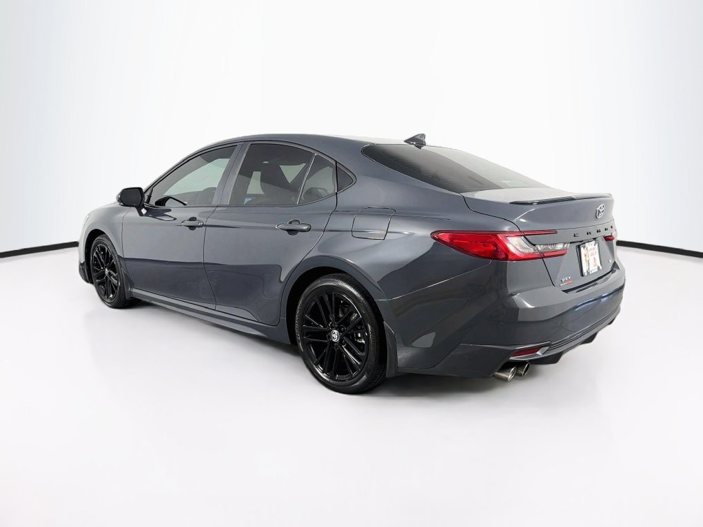 Used 2025 Toyota Camry SE FWD image 7