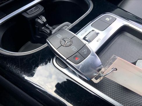Used 2025 Mercedes-Benz CLA 250 image 14