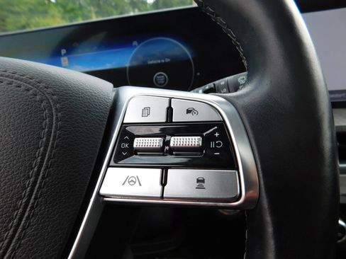 Used 2024 Kia Telluride AWD image 27