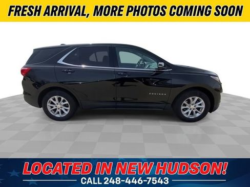 Used 2019 Chevrolet Equinox LT w/ Driver Convenience Package FWD image 3