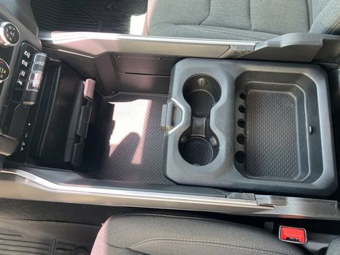 Used 2019 RAM 1500 Big Horn RWD image 17