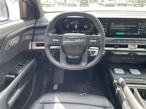 New 2027 Kia Telluride S image 13