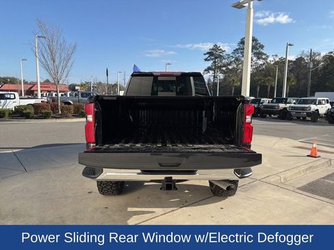 Used 2021 Chevrolet Silverado 2500 LTZ w/ LTZ Convenience Package image 8