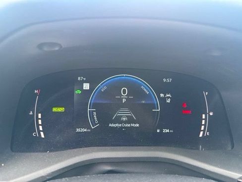 Used 2025 Toyota Camry LE FWD image 11