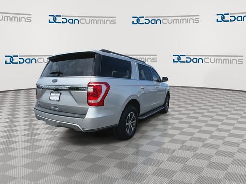 Used 2018 Ford Expedition Max XLT w/ Equipment Group 202A AWD/4WD image 8