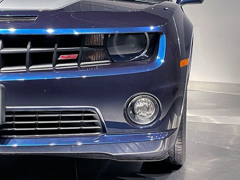 Used 2012 Chevrolet Camaro SS w/ RS Package RWD image 4