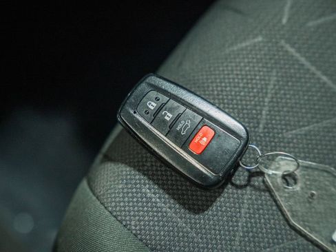 Used 2024 Toyota RAV4 XLE w/ Convenience Package AWD/4WD image 44