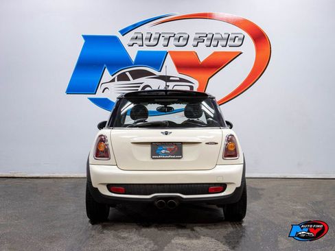 Used 2009 MINI Cooper John Cooper Works image 4