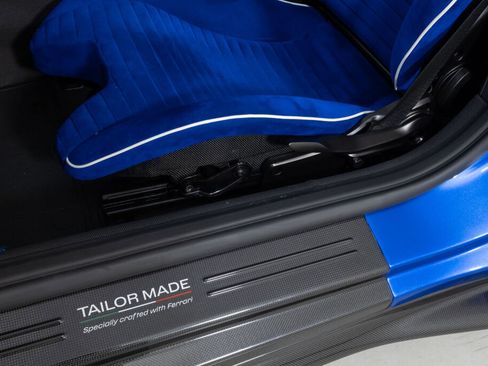 Used 2022 Ferrari 812 GTS RWD image 32