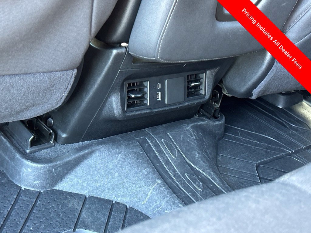 Used 2025 Chevrolet Silverado 2500 Custom w/ Custom Value Package RWD image 13