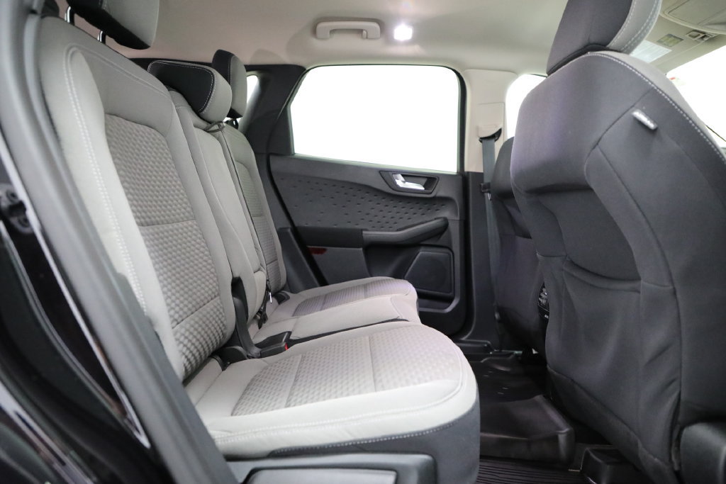 Used 2020 Ford Escape SE Sport AWD/4WD image 16