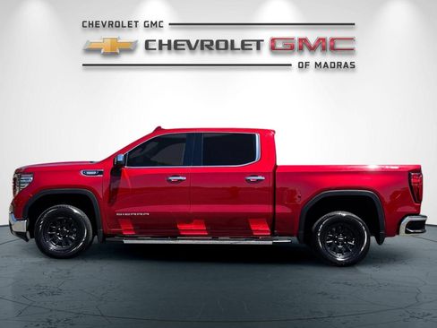 Used 2023 GMC Sierra 1500 SLT w/ SLT Premium Plus Package AWD/4WD image 6