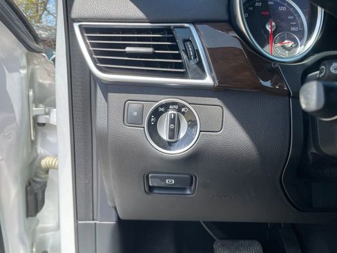 Used 2017 Mercedes-Benz GLS 450 4MATIC image 14