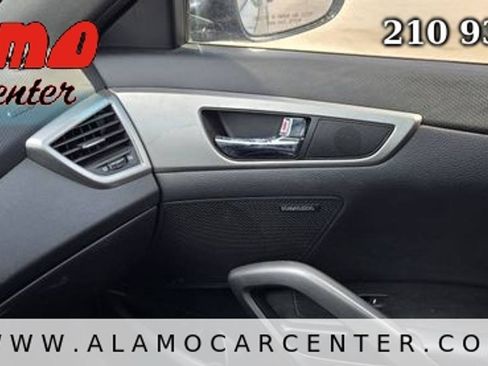 Used 2016 Hyundai Veloster w/ Option Group 02 FWD image 37