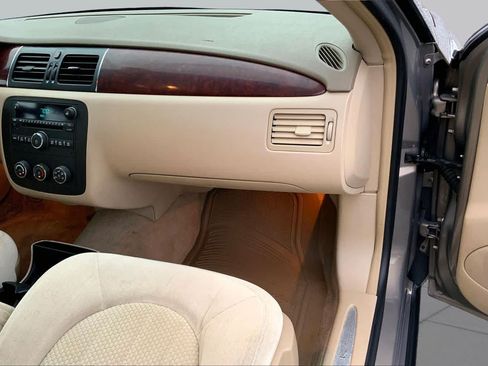 Used 2006 Buick Lucerne CX FWD image 17