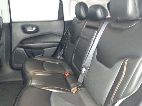 Used 2019 Jeep Compass Limited FWD image 18