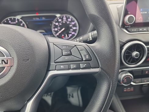 Used 2023 Nissan Sentra SV image 19