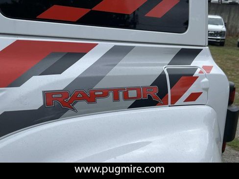 New 2025 Ford Bronco Raptor image 18