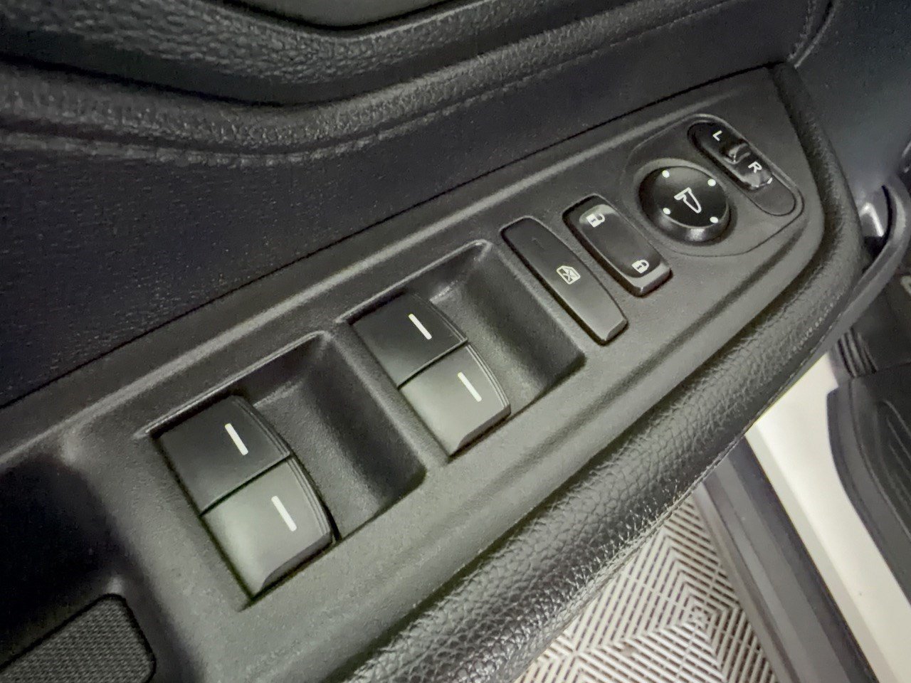 Certified 2024 Honda Odyssey EX-L image 15