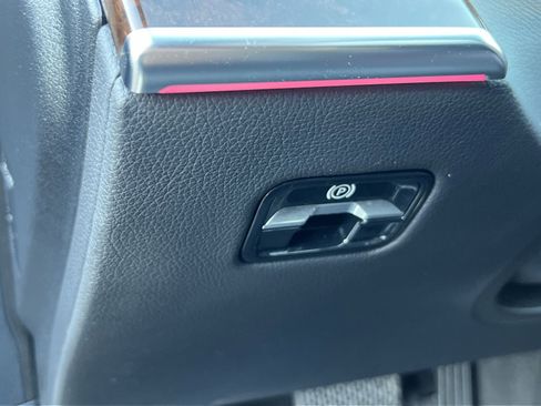 Used 2021 Mercedes-Benz S 580 4MATIC Sedan image 30