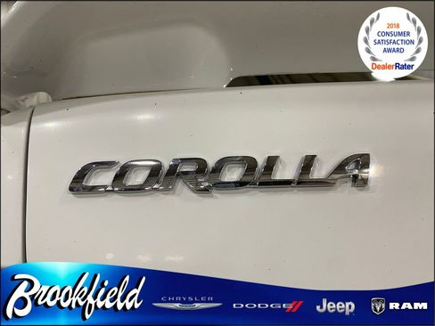 Used 2010 Toyota Corolla image 11