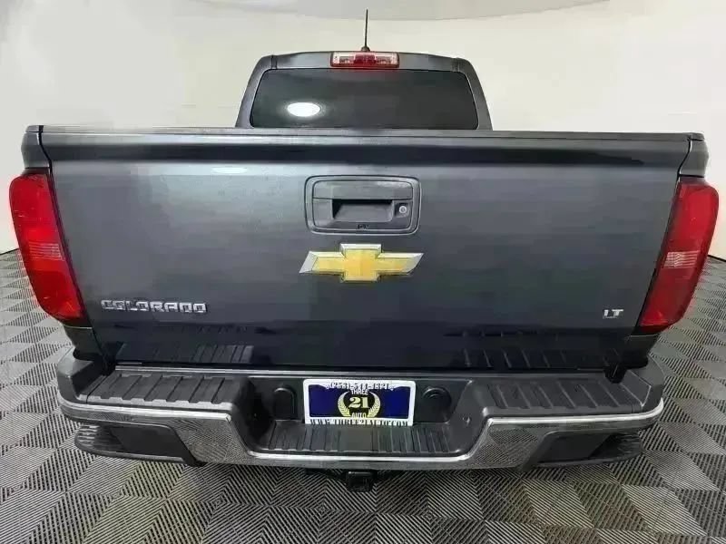 Used 2015 Chevrolet Colorado LT w/ Luxury Package RWD image 8