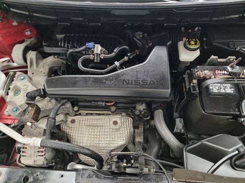 Used 2017 Nissan Rogue SV AWD/4WD image 30