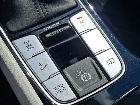 Used 2023 Hyundai Tucson SE image 24