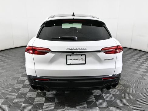 New 2025 Maserati Grecale Modena image 30