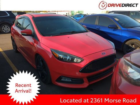 Used 2015 Ford Focus ST w/ Equipment Group 402A image 1