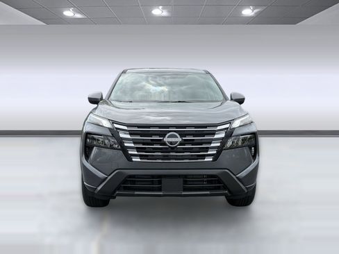 Certified 2026 Nissan Rogue SV image 6