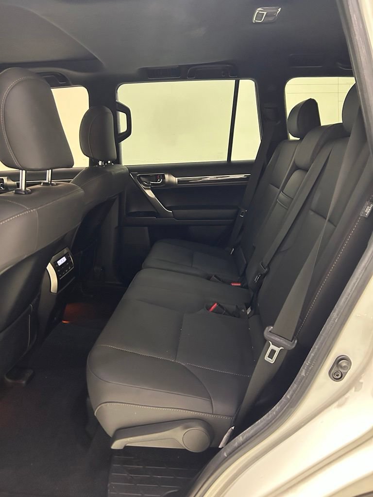 Used 2023 Lexus GX 460 Premium w/ Premium Package AWD/4WD image 29