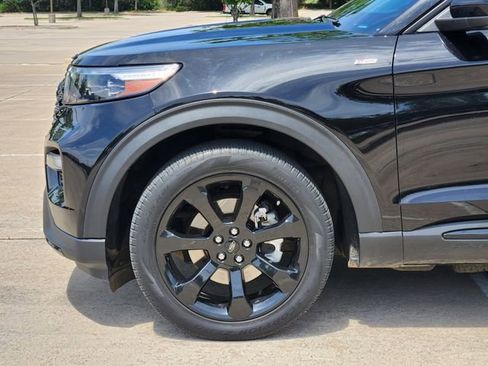Used 2023 Ford Explorer ST-Line w/ Class IV Trailer Tow Package RWD image 8